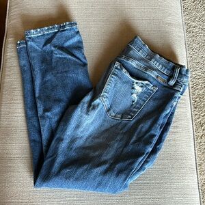 KanCan Distressed Jeans